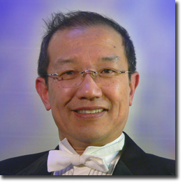 Pianist und Dirigent Wei Zhi Weng